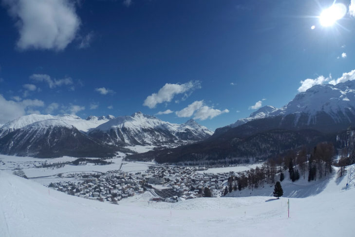 Si vous souhaitez rencontrer des célébrités sur les pistes, rendez-vous au domaine skiable de Corviglia.