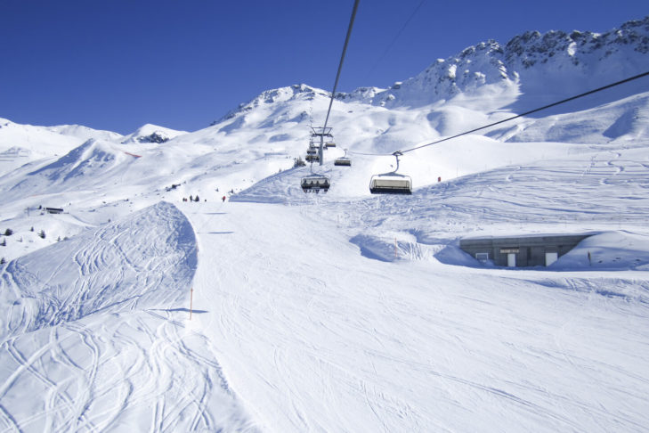 Des pistes de rêve dans le domaine skiable d'Arosa-Lenzerheide procurent un plaisir infini sur les pistes.
