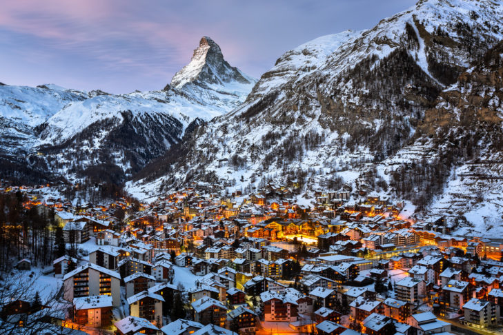 Zermatt est proche du Cervin et dégage une atmosphère très particulière.