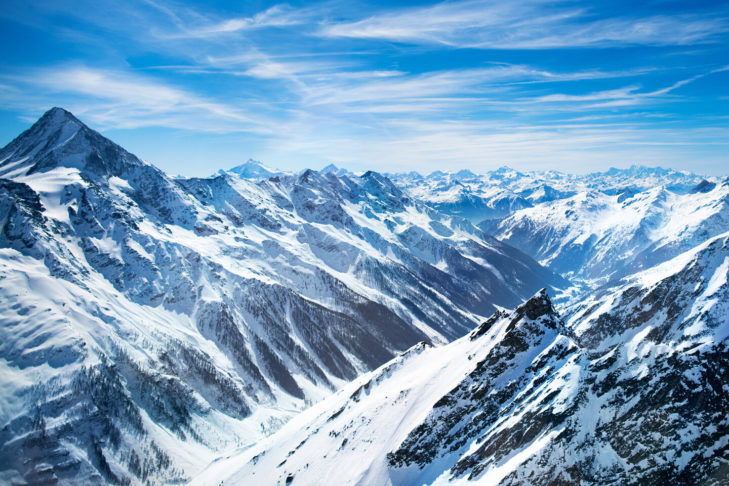 Le paysage montagneux de la Suisse est tout simplement à couper le souffle.